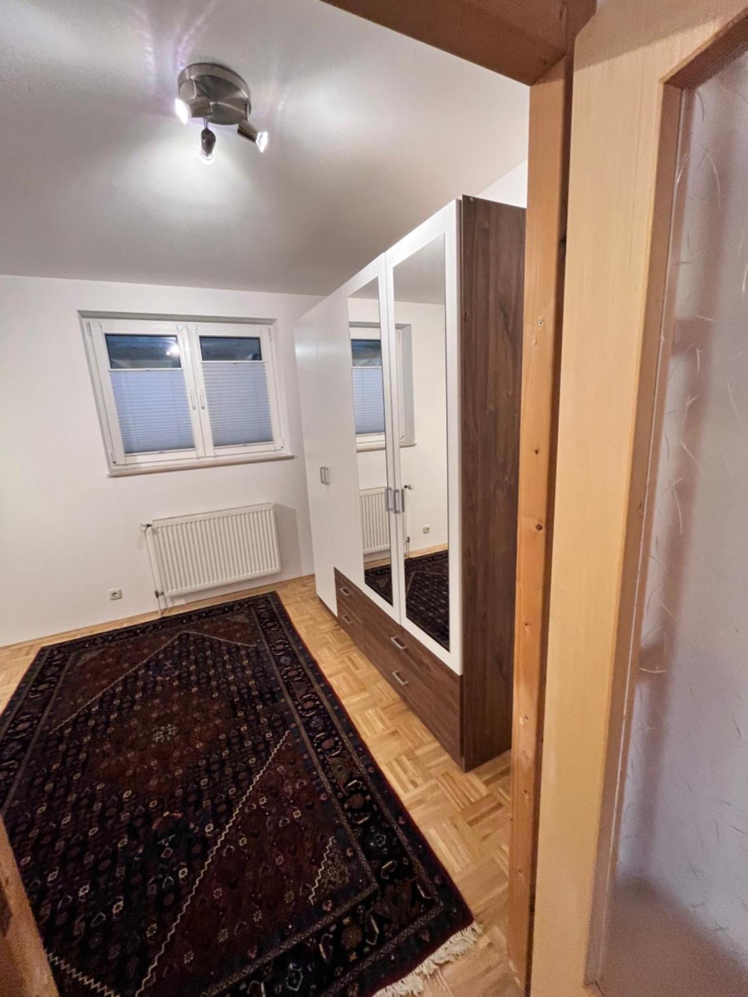 Apartment Hoelderlin ซีวีทาล ภายนอก รูปภาพ